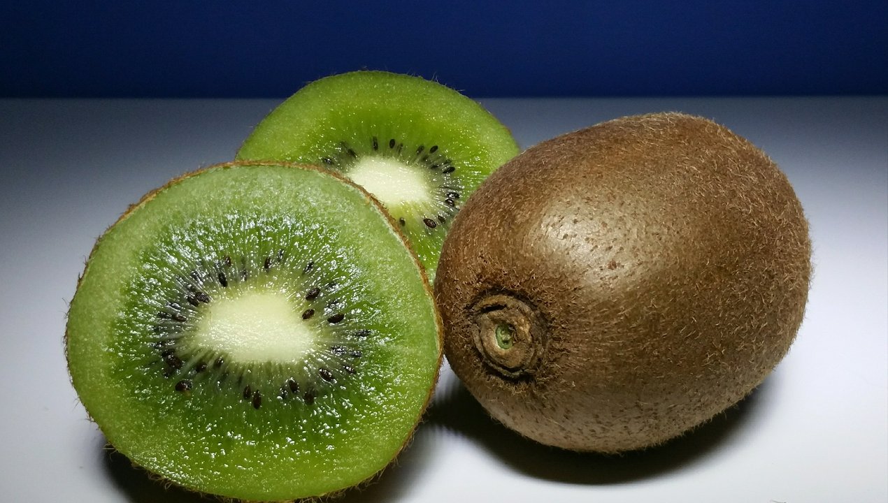 7 Health Benefits of Kiwi Fruit